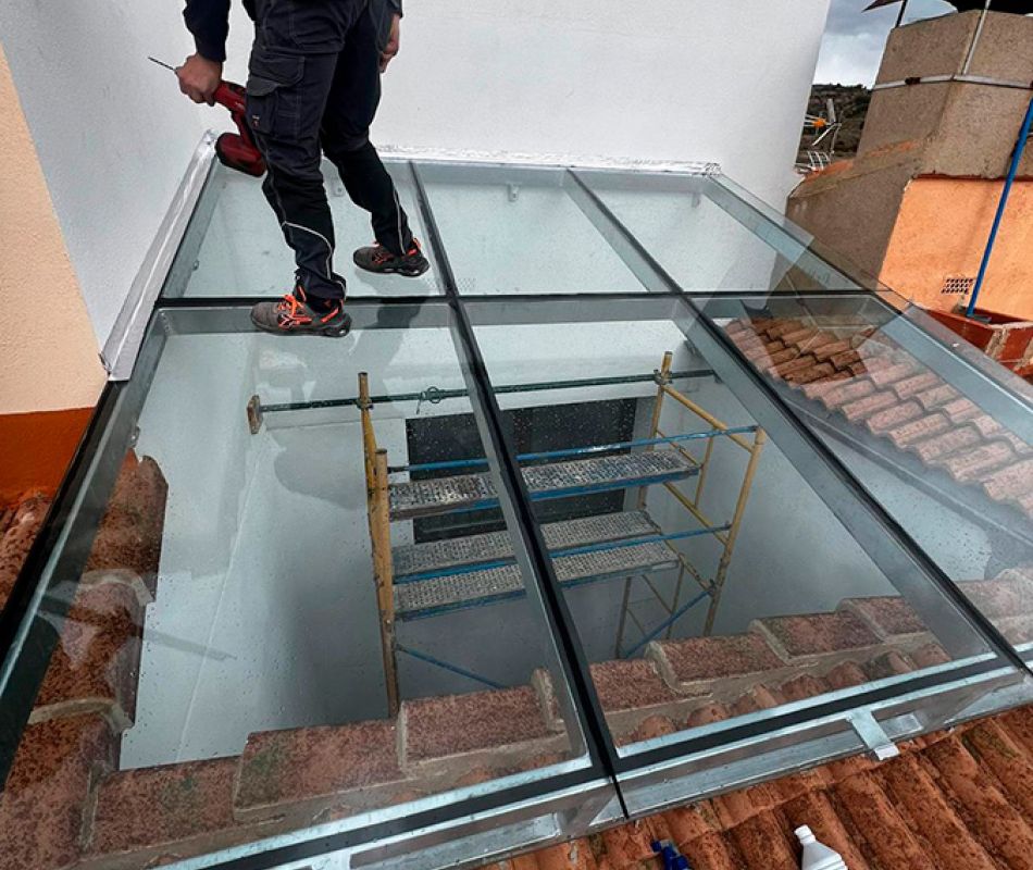 imagen de la cerradura sag de alta seguridad para poner dentro de la puerta de tu casa y que no te puedan robar
